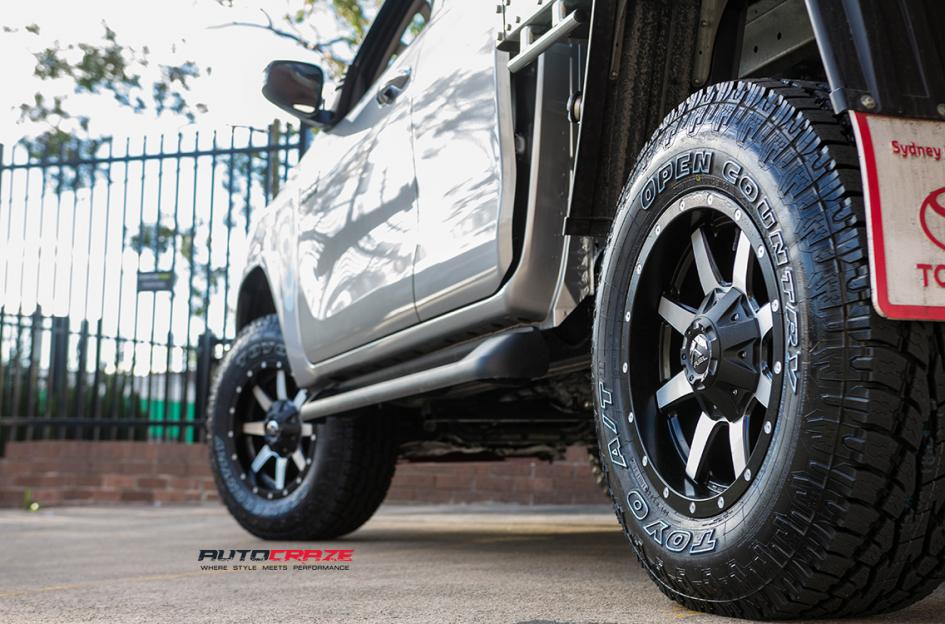 TOYOTA HILUX N80 4WD MAVERICK BLACK MACHINED FACE